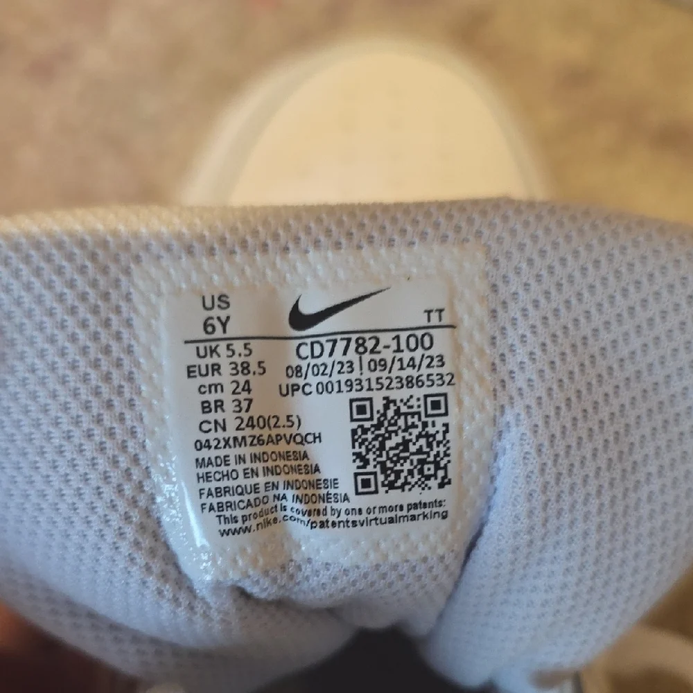 Nike kids size